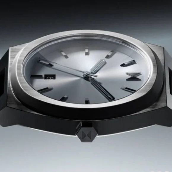 MVMT Odyssey II watch Excellent Condition - Picture 4 of 6